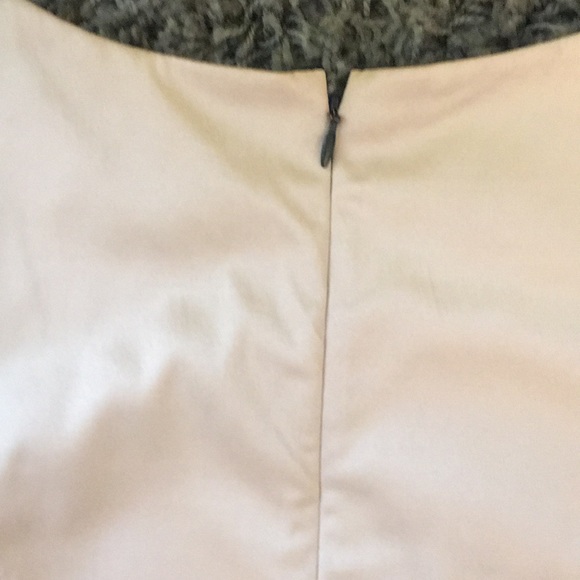 Peplum satiny dress - Picture 4 of 6